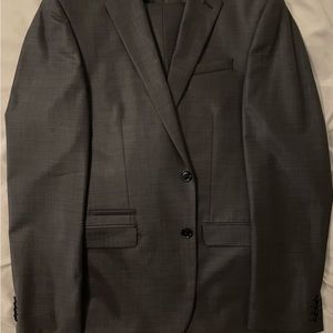 Express Photographer Slim Fit Suit